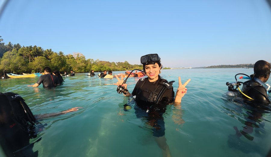 Essential Scuba Diving Gear: Complete Guide